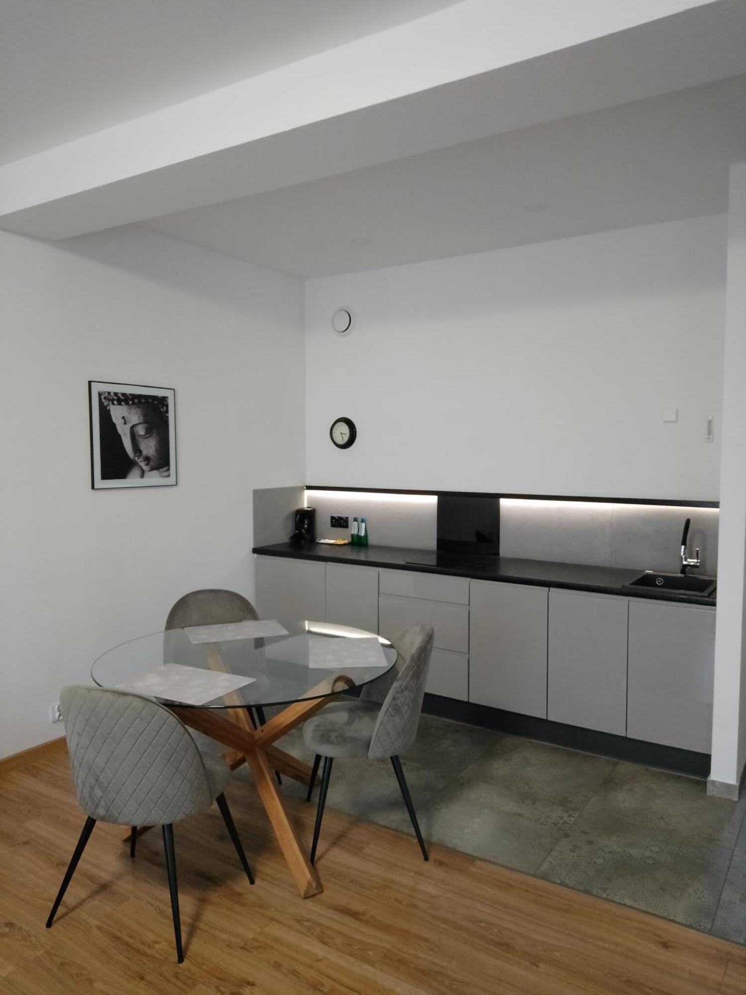 Apartamenty Lawendowy Zakatek 5 Opole Buitenkant foto